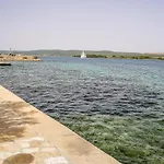 בית נופש Kalebica By Interhome *