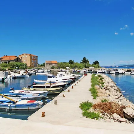 Kalebica By Interhome * Tkon