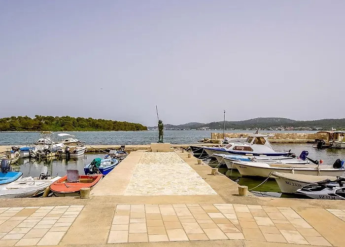 Kalebica By Interhome بيت للعطل